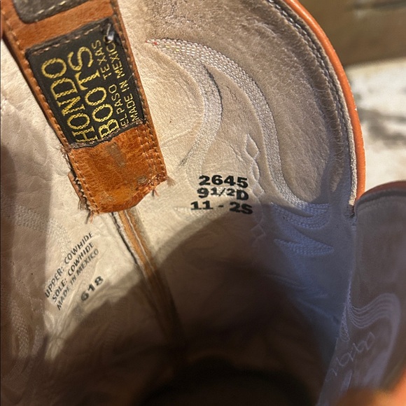 Vintage Western Leather Boots - Picture 2 of 4